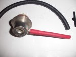P8020029fuel regulator vac hose.jpg