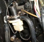 1989_Evinrude_150XP_leaks gas 3.JPG