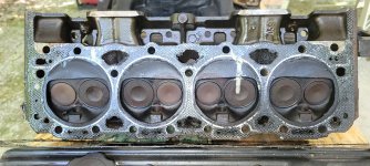 Right Cylinder head.jpg