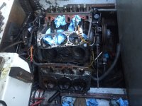 4.3 starboard cyl head removal.jpg