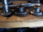 lower unit gears pic close up 021.jpg