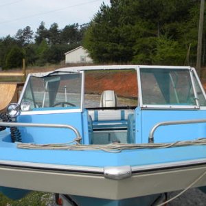 1972 Fabuglas Trident 154 Mark II - Bow