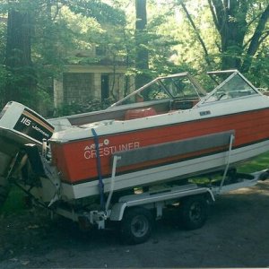 1975 Crestliner