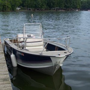 Finaly on the water.....The Admeral holds the dock lines while the lowley captian gets the trailer.