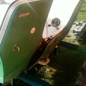 not the best pic,but as you can see,the transom needs completely replaced.including the outter skin.