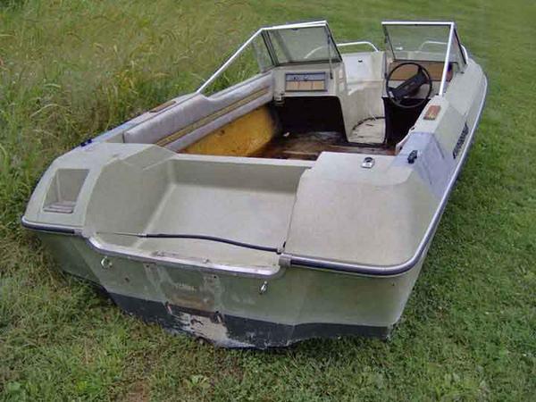 Keatons boat 001