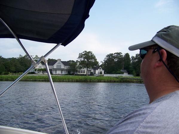 My Brother in Law Looking a House on the Shore