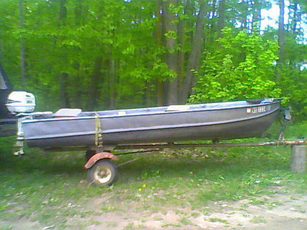 my fishing rig for now 14' tinny 5hp sea king